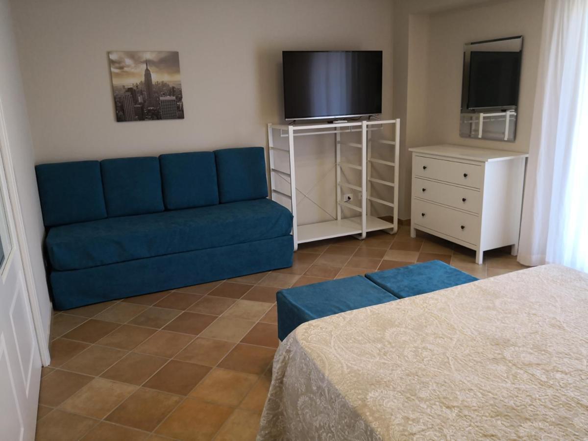 ホテル Scm House マスカリ エクステリア 写真